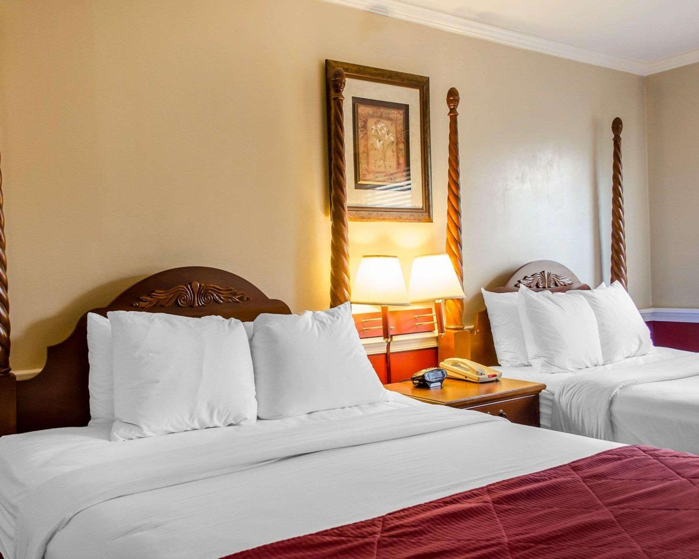 Clarion Inn Strasburg - Lancaster Buitenkant foto