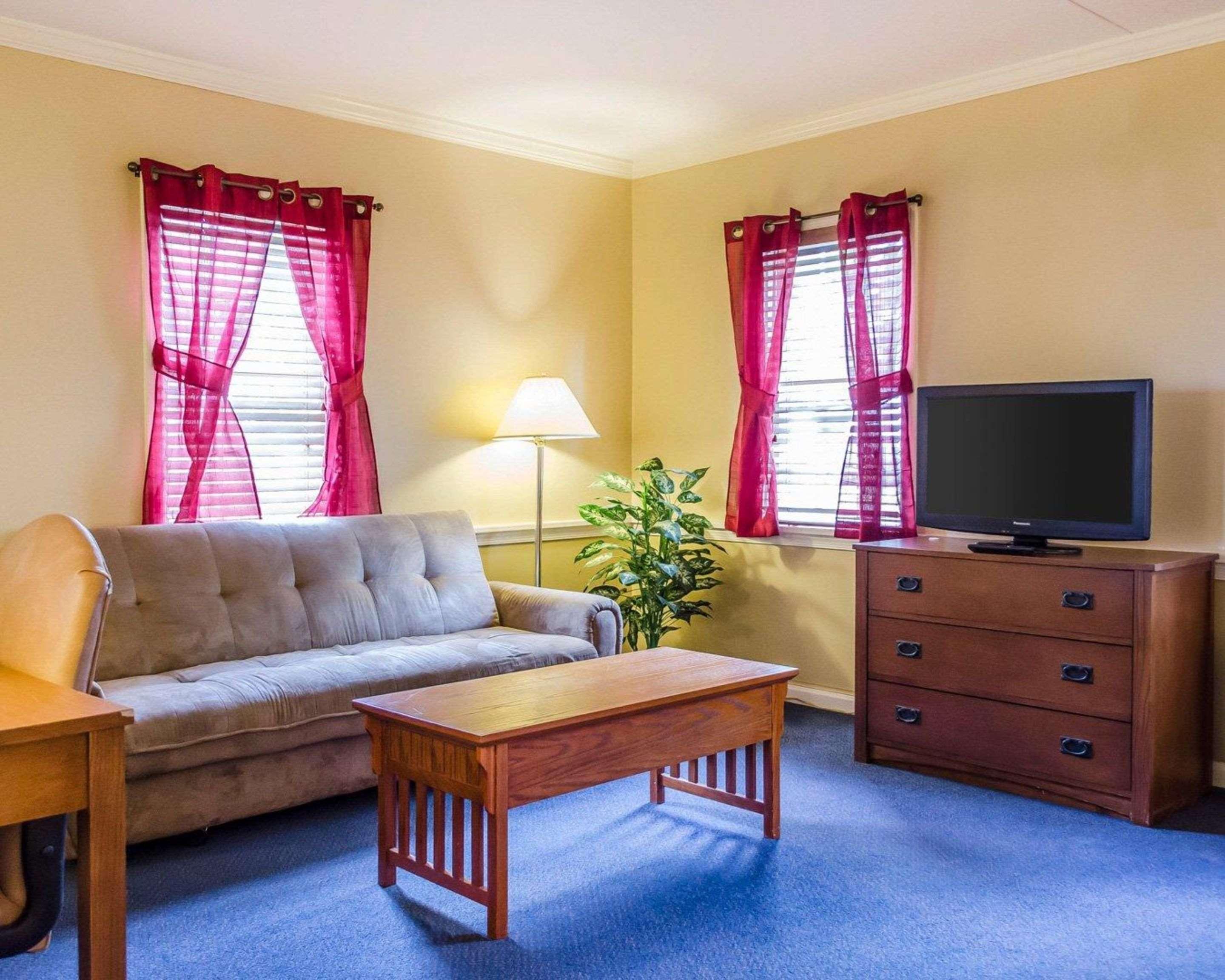 Clarion Inn Strasburg - Lancaster Buitenkant foto